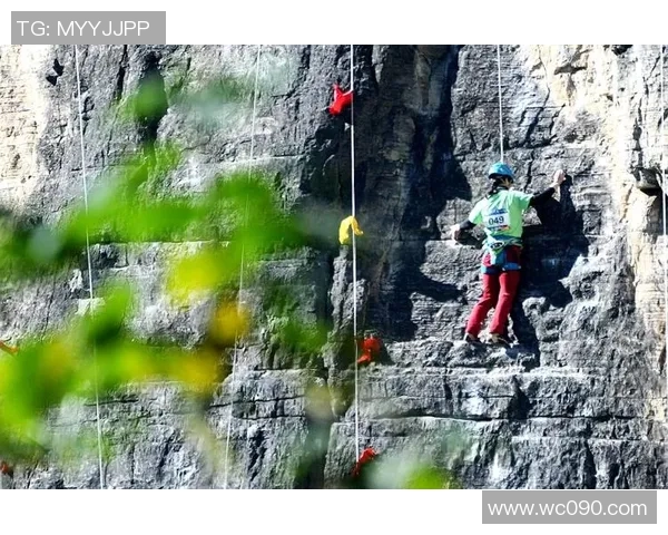 重庆攀岩队力压群雄荣登全国攀岩力量排行榜第四名 重庆攀岩队力压群雄荣登全国攀岩力量排行榜第四名