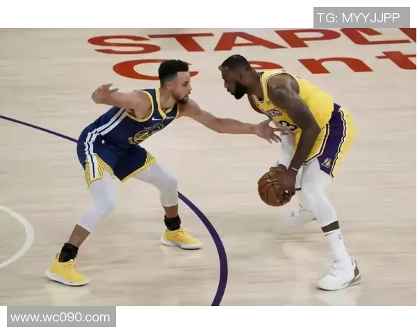 勇士与火箭5月21日激战回顾球星表现与赛况分析 勇士与火箭5月21日激战回顾球星表现与赛况分析