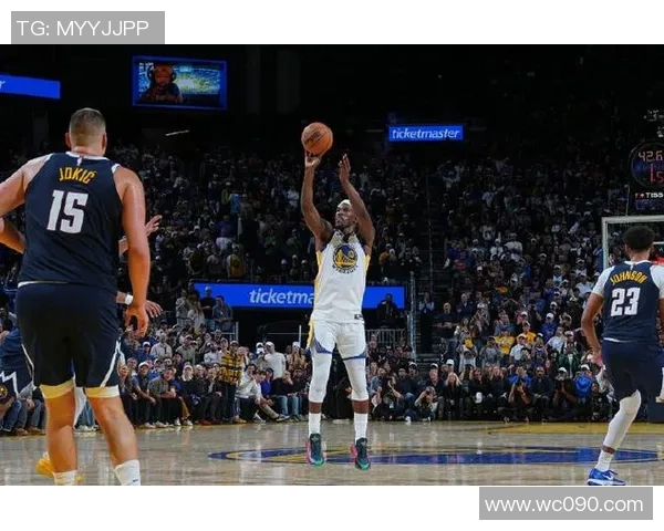 勇士与掘金季前赛精彩回顾库里华丽集锦尽显球场风采 勇士与掘金季前赛精彩回顾库里华丽集锦尽显球场风采