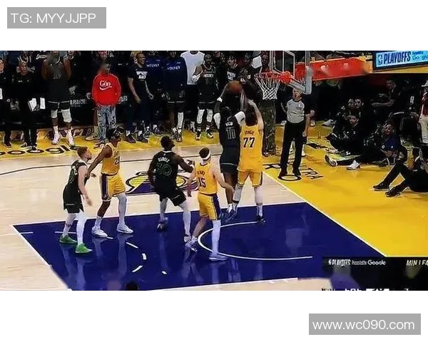 勇士与老鹰激战正酣NBA视频直播精彩瞬间回顾与分析