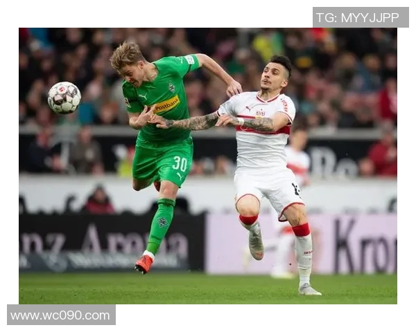 汉堡与门兴激战正酣比分揭晓精彩瞬间回顾与分析