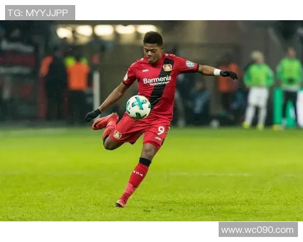 卡昂与索肖激战在即谁能在法乙赛场上笑到最后 卡昂与索肖激战在即谁能在法乙赛场上笑到最后