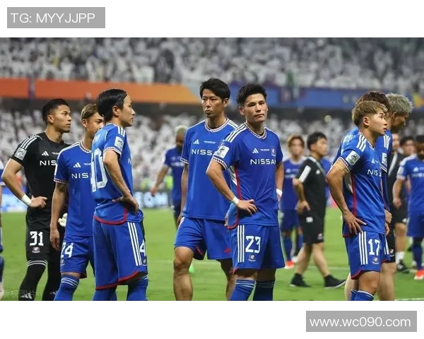 磬田喜悦迎战横滨水手力争主场胜利展现球队风采