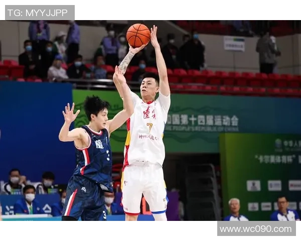 郭艾伦领衔中国篮球新篇章展现无限潜力与拼搏精神的传奇之路