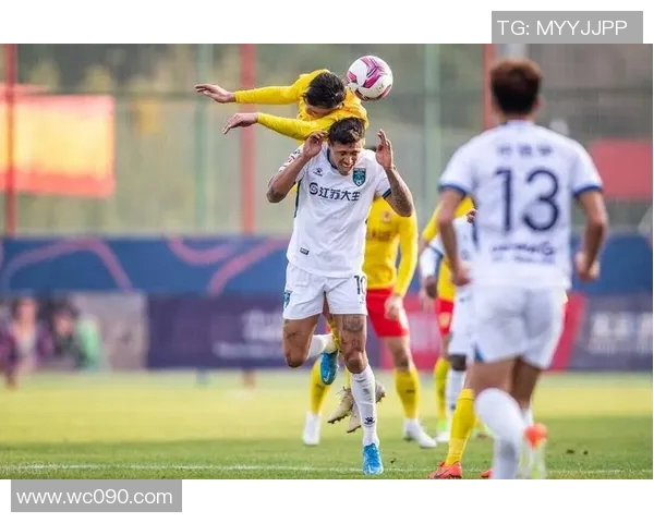 辽足迎战黑龙江全力争胜期待精彩对决展现足球魅力与激情